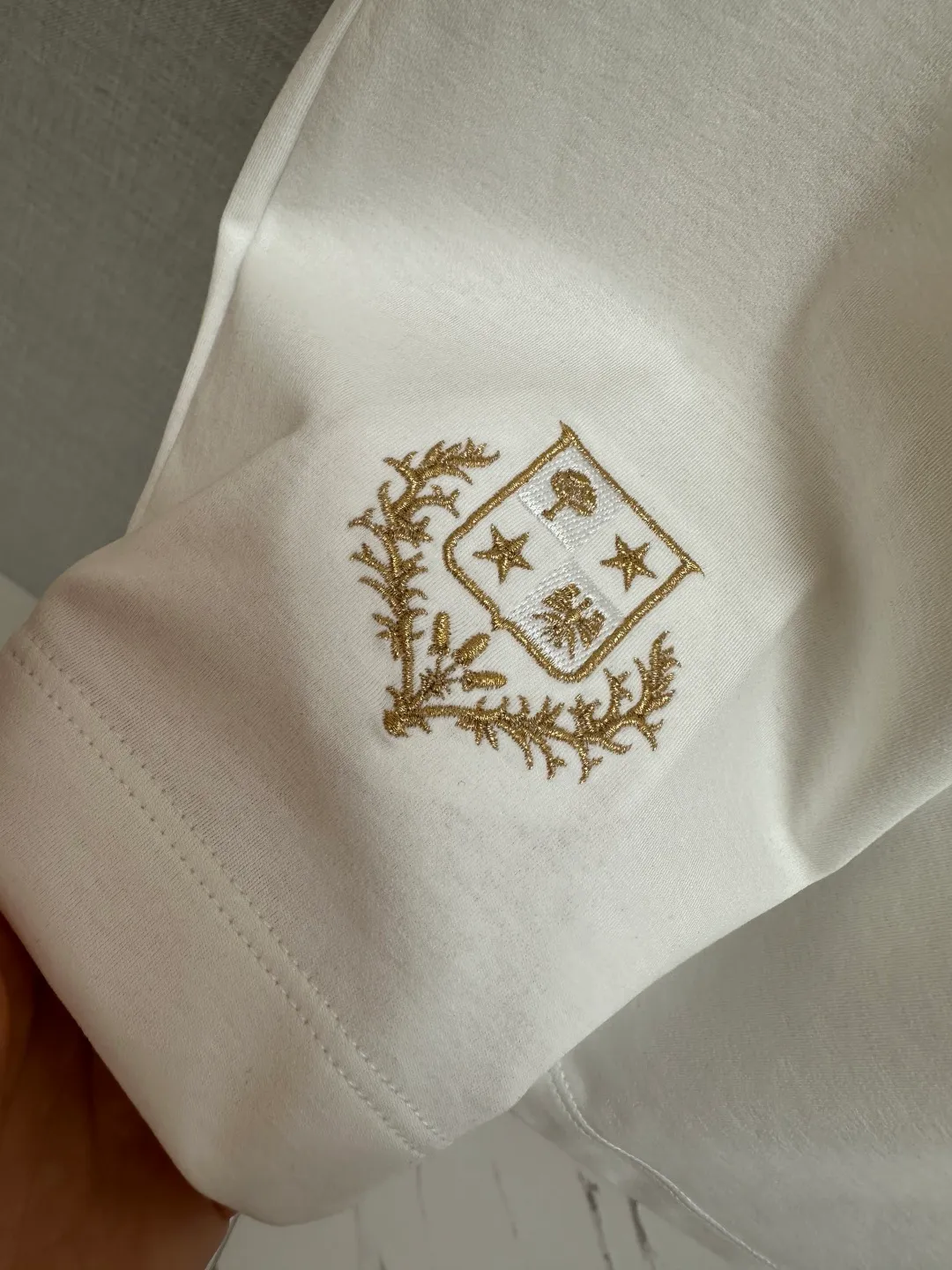 LP Original 2026New Arrival short-sleeved T-shirt! Fashionable and casual short-sleeved T-shirt with catwalk pattern! Design a logo! The specially designed and selected customer-supplied fabrics are soft to the touch and skin-friendly, and the breathability and comfort are impeccable. You will definitely fall in love with the real thing! Non-sexist couples can wear mixed styles to open up a new fashion style! Distinguishing market version, high-definition Series! Size: M-3XL
